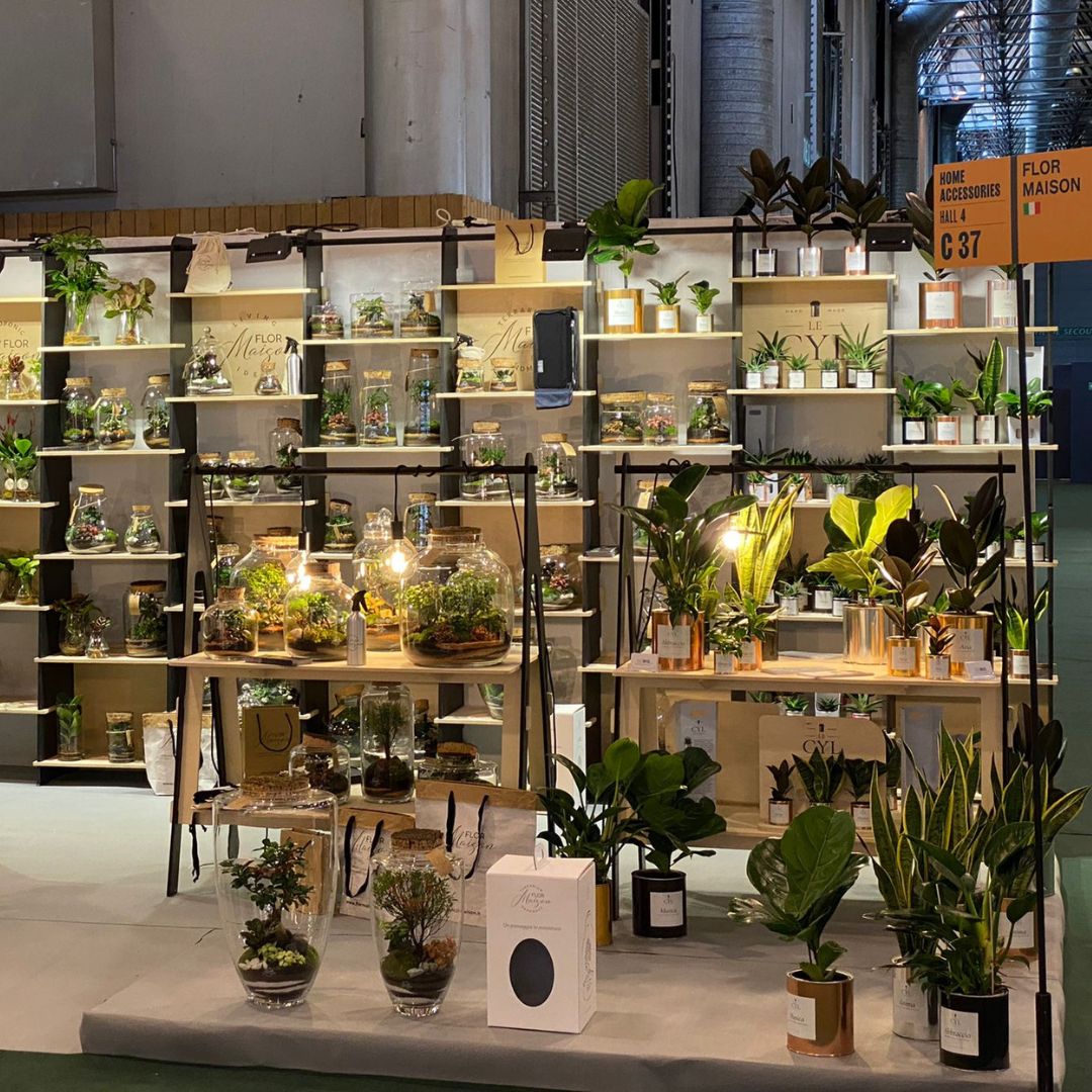 Pareti autoportanti in legno ad incastro per fiera Flor Maison