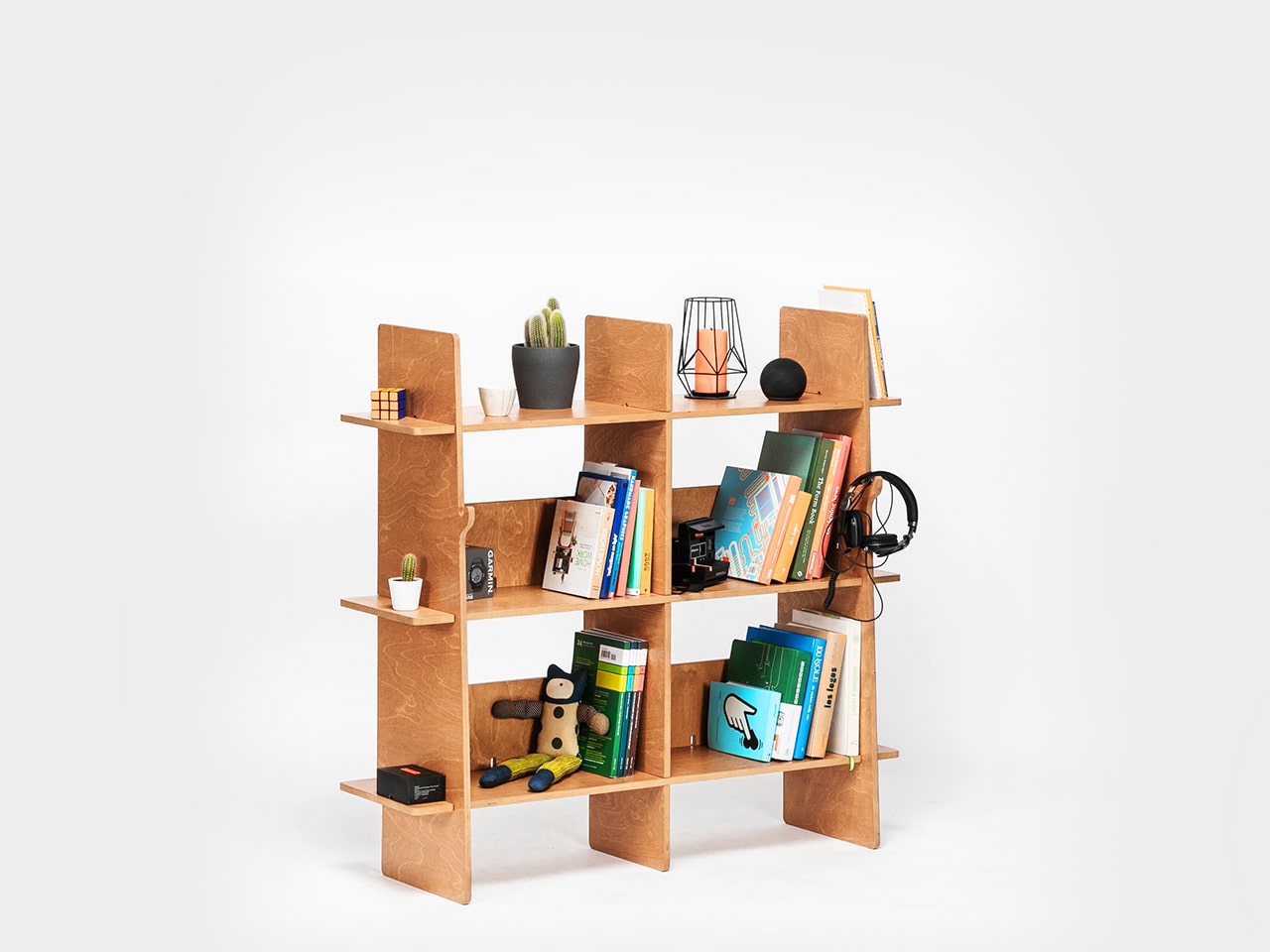 Libreria di design in legno ad incastro Karya Esposit-min